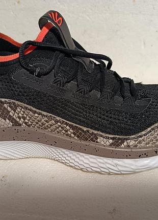 Кроссовки under armour 2