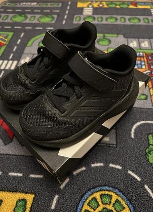 Кросівки adidas