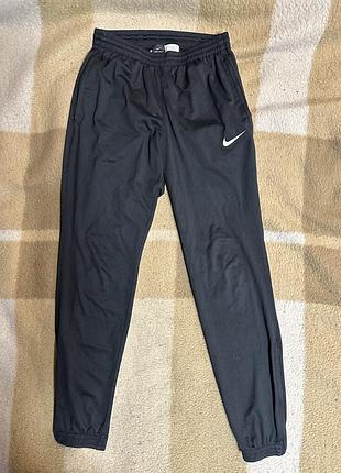 Спортивні штани nike