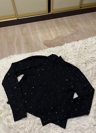Чёрный свитер водолазка zara со стразами кофта стильная