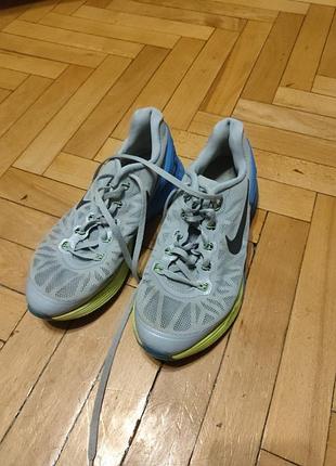Кроссовки nike