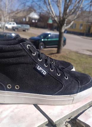 Замашевые высокие кроссовки lif ted wear