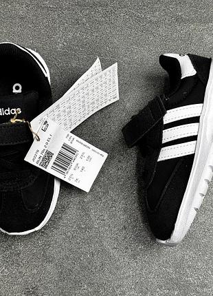 Кросівки для дітей adidas run 70s  ji2270