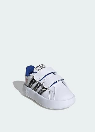 Дитячі фірмові білі кросівки для хлопчика adidas grand court spider. кроси, кеди адідас