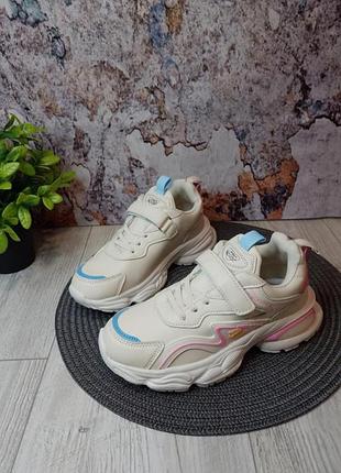 Стильна кросівки кеди