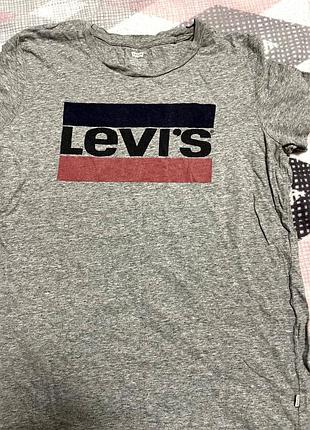 Футболка чоловіча levi's m/l