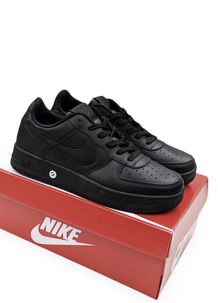 Кроссовки nike air force 1 черные (женские/человечи)