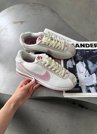 Nike cortez valentines day beige pink
