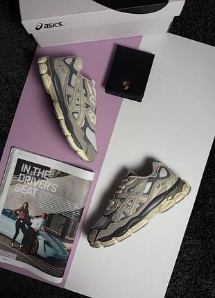 Женские кроссовки asics gel-nyc