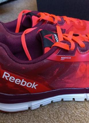 Кроссовки reebok р.37.5. оригинал