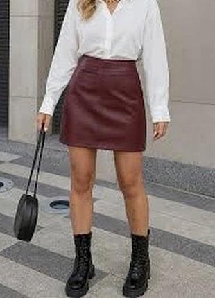 Бордова юбка кожзам р.36 s