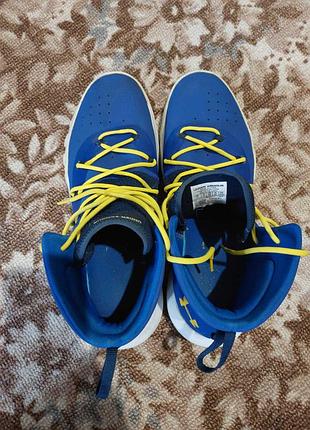 Under armour sc  3zer0 ii 4