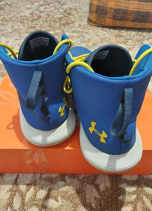 Under armour sc  3zer0 ii 5