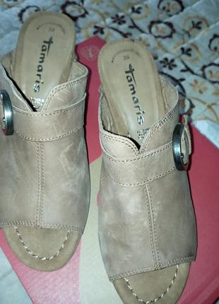 Шльопанці  шкіряні жіночі tamaris