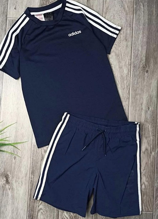 Футболка и шорты adidas,9-10 р