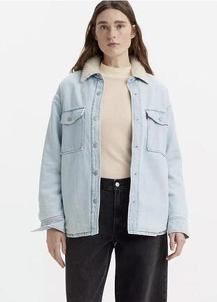 Куртка на шерпі levi’s m, l. оригінал
