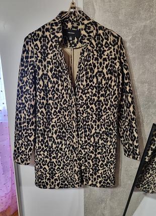 Женское пальто/удлиненный жакет с леопардовым принтом от&nbsp;vero moda.