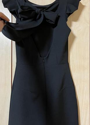 Маленька чорна сукня zara basic 4