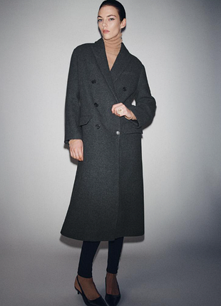 Довге сіре пальто oversize від бренду zara