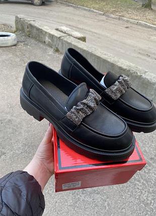 Лофери з камінчиками