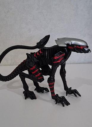 Коллекционная фигурка чужая neca aliens kenner tribute night cougar alien