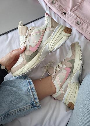 Кросівки nike pink