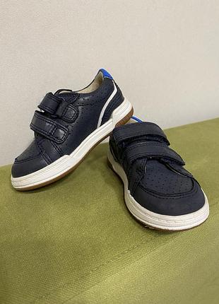 Дитяче взуття на весну clarks 20 розмір