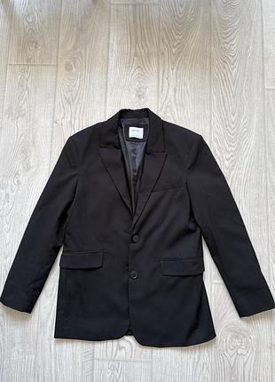 Піджак bershka чорний, розмір s (підійде і на m)