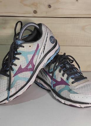 Mizuno wave rider