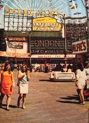 Нереально красивая и стильная брендовая юбка миди в рисунках.