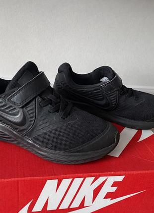 Кросівки nike 31,5