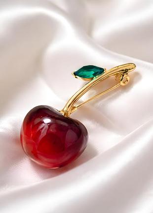 Брошка вишня, стильна брошка черешня з листочком 🍒
