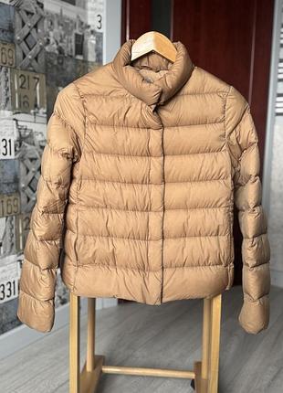 Куртка uniqlo light weight down бежева xs ідеальний стан