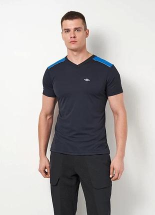 280 грн
мужская спортивная футболка umbro.
размер м