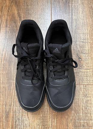 Кросівки кожзам adidas на підлітка 38 розмір