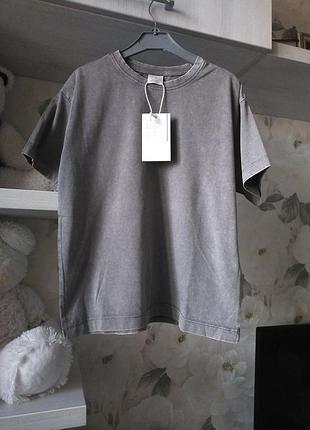 Футболка серая вареная 128 см zara