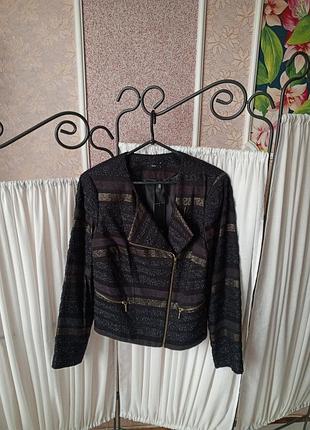 Стильна куртка косуха m&co.