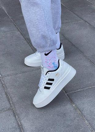 Женские кроссовки adidas forum bonega white black