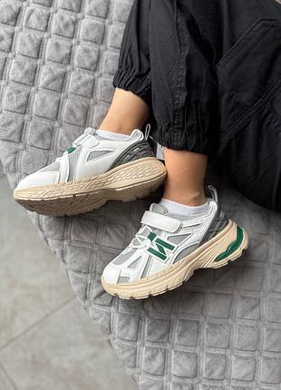 Стильні кросівки на хлопчика