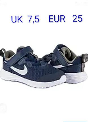 Кросівки бренду nike revolution 6 сітчастий текстиль  made in indonesia  uk  7,5  eur  25