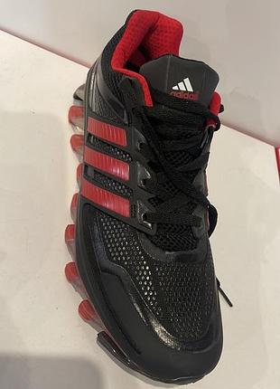 Adidas кросівки 2