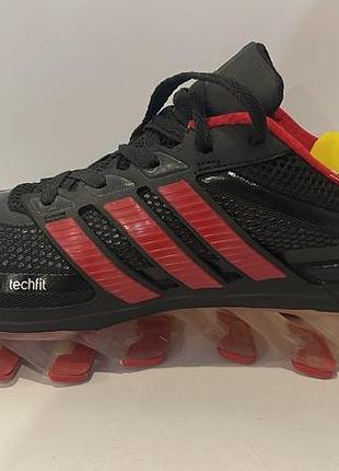 Adidas кросівки 3
