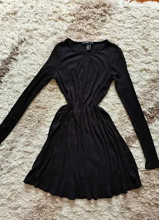 Черное платье в рубчик forever 21 2