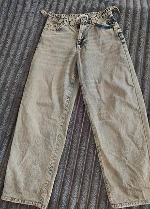 Jeans  it's basic