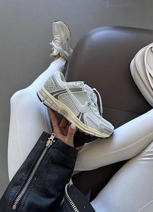 Кроссовки nike vomero 5 
«platinum tint» premium