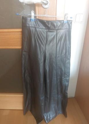 Исключительные кюлоты со стрелками zara
