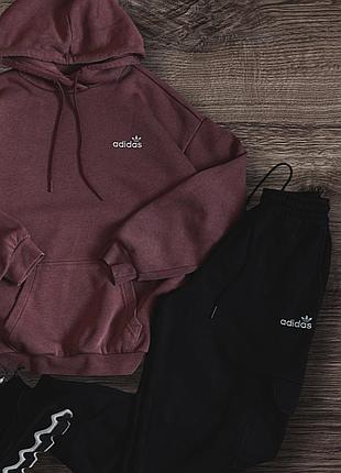 Спортивный костюм adidas