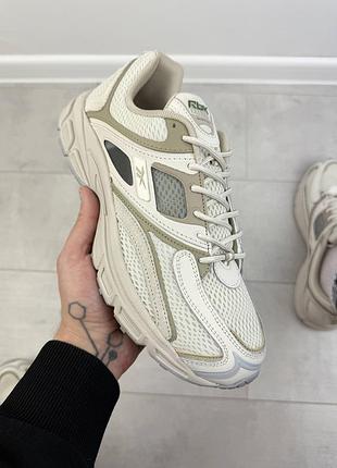 Легкие кроссовки весна-лето reebok premier beige, светлые мужские кроссовки