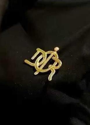 Dior брошка 4