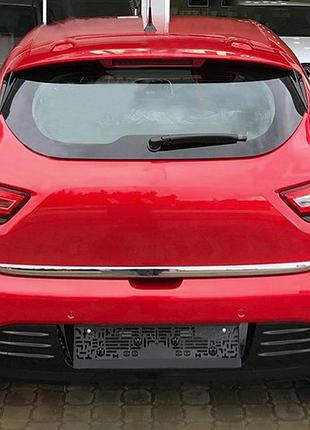 Накладка на багажник нержавейка carmos - турецкая нержавеющая сталь для renault clio v 2019- гг